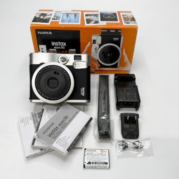 【人気の品薄商品入荷】FUJIFILM チェキ instax mini 90 NEO CLASSIC INS MINI 90 NC インスタントカメラ ブラックsub_image9