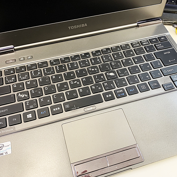 【中古パソコン】東芝 ウルトラブック 選べるカラー R632 薄型 中古 ノート Office Win10 [core i5 3427U 1.8GHz 4G SSD128GB 無線 カメラ 13.3型 ] :訳あり品sub_image2