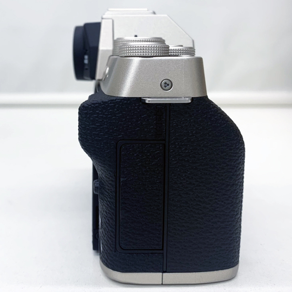 FUJIFILM X-T200 ミラーレスデジタルカメラ メーカーリファービッシュ 2424万画素 3.5型液晶 タッチパネル 4K対応 APS-C ゴールド :美品sub_image5